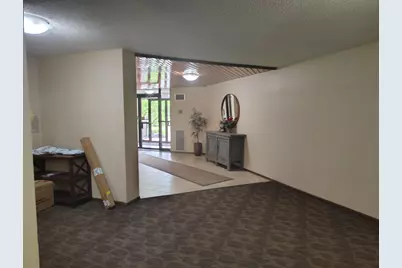 6670 Vernon Avenue S #407, Edina, MN 55436 - Photo 5