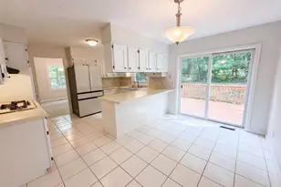 2509 Oakwood Dr, Burnsville, MN 55306 - Photo 9
