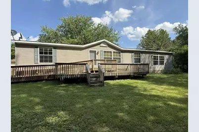 206 3rd Street SW, Hinckley, MN 55037 - Photo 1