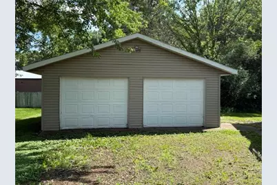 206 3rd Street SW, Hinckley, MN 55037 - Photo 3
