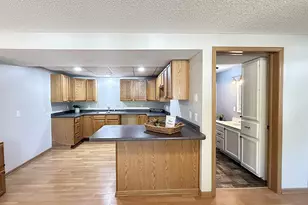 1416 Ridgeview Dr, Montevideo, MN 56265 - Photo 9