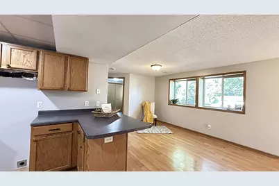 1416 Ridgeview Drive, Montevideo, MN 56265 - Photo 7
