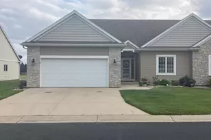 2462 Coral Ridge Pl NE, Rochester, MN 55906 - Photo 1