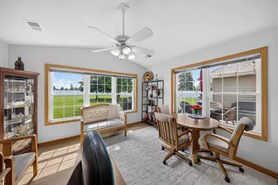 1906 Oak Tree Lane #B, Austin, MN 55912 - Photo 11
