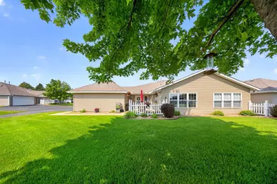 1906 Oak Tree Lane #B, Austin, MN 55912 - Photo 33