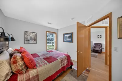 1906 Oak Tree Lane #B, Austin, MN 55912 - Photo 25