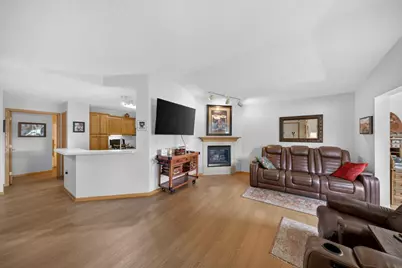 1906 Oak Tree Lane #B, Austin, MN 55912 - Photo 7