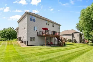 1576 Stoneybrook Dr, Lino Lakes, MN 55038 - Photo 3