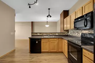 4843 Bisset Ln, Inver Grove Heights, MN 55076 - Photo 13