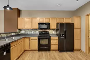 4843 Bisset Ln, Inver Grove Heights, MN 55076 - Photo 11