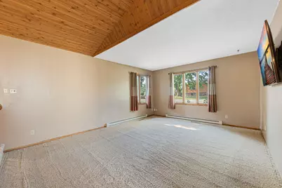 400 Beverly Street, Wanamingo, MN 55983 - Photo 13