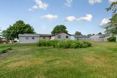 400 Beverly Street, Wanamingo, MN 55983 - Photo 7