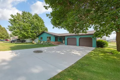 400 Beverly Street, Wanamingo, MN 55983 - Photo 1