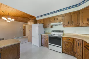 400 Beverly St, Wanamingo, MN 55983 - Photo 19