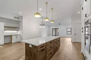 5754 Shady Oak Road S, Minnetonka, MN 55343 - Photo 11