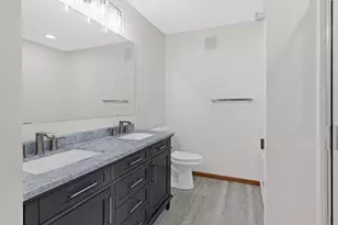 4108 Parker Grn, Robbinsdale, MN 55422 - Photo 17