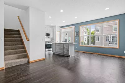 4108 Parker Green, Robbinsdale, MN 55422 - Photo 5