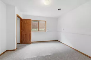 5361 Emerald Way, Apple Valley, MN 55124 - Photo 17
