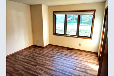 116 Rockford Avenue E, Delano, MN 55328 - Photo 5