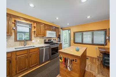 1006 Cromwell Avenue, Saint Paul, MN 55114 - Photo 19
