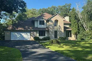 230 Plainview Dr, River Falls, WI 54022 - Photo 3