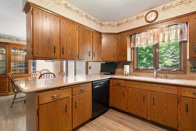 520 Young Drive, Owatonna, MN 55060 - Photo 9