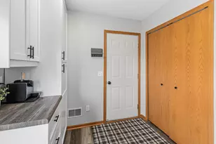 6256 158th St W, Apple Valley, MN 55124 - Photo 15