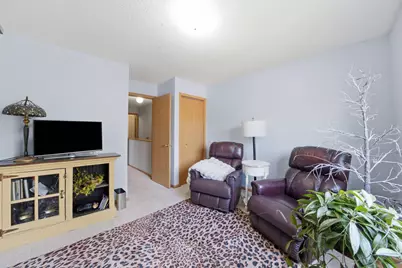 7857 Hemingway Avenue S, Cottage Grove, MN 55016 - Photo 15