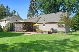 2750 Oxford St N, Roseville, MN 55113 - Photo 41