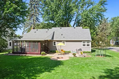 2750 Oxford Street N, Roseville, MN 55113 - Photo 39