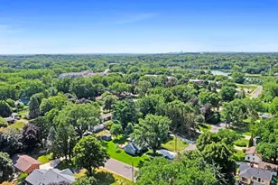 2750 Oxford St N, Roseville, MN 55113 - Photo 57