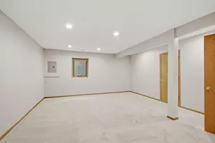 3304 W Park Dr, Burnsville, MN 55306 - Photo 17