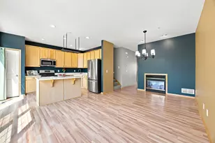 560 Huset Parkway NE, Columbia Heights, MN 55421 - Photo 11