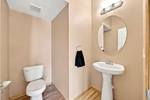 560 Huset Parkway NE, Columbia Heights, MN 55421 - Photo 9