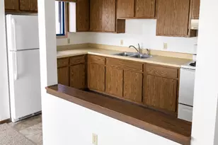 110 1st St N, Evansville, MN 56339 - Photo 3