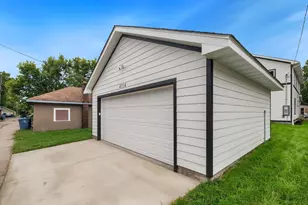 4114 Fremont Ave N, Minneapolis, MN 55412 - Photo 29