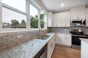 4114 Fremont Ave N, Minneapolis, MN 55412 - Photo 13