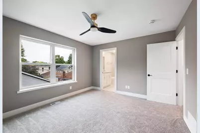 4114 Fremont Avenue N, Minneapolis, MN 55412 - Photo 19