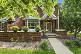 10776 Falling Water Ln, Woodbury, MN 55129 - Photo 3