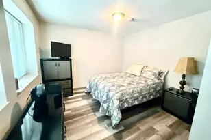 202 N Cass Ave, Springfield, MN 56087 - Photo 11
