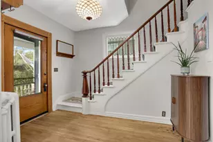993 Fairmount Ave, Saint Paul, MN 55105 - Photo 5