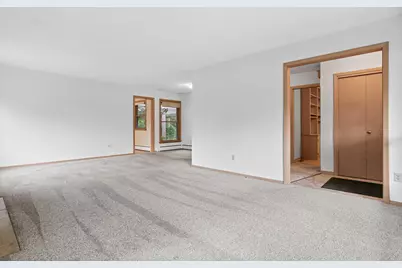 1912 Simpson Street, Falcon Heights, MN 55113 - Photo 3