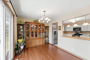 4636 Heritage Hills Dr, Bloomington, MN 55437 - Photo 13