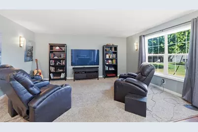 1615 Rolling Hills Lane, River Falls, WI 54022 - Photo 25