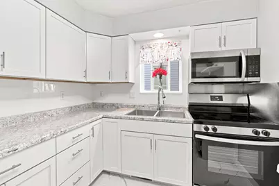 2622 Dupont Avenue N, Minneapolis, MN 55411 - Photo 15
