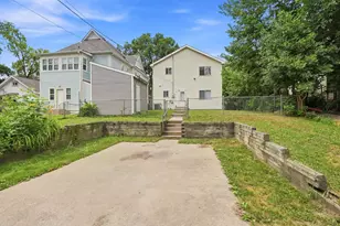 2622 Dupont Ave N, Minneapolis, MN 55411 - Photo 29