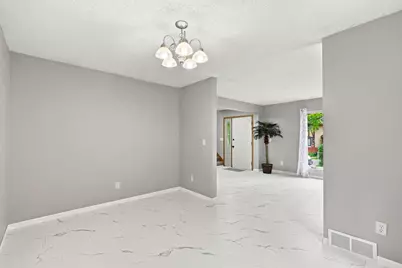 2622 Dupont Avenue N, Minneapolis, MN 55411 - Photo 11