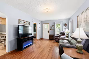 1405 9th Ave NW, Austin, MN 55912 - Photo 7
