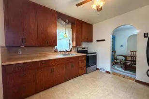 401 S 7th St, Olivia, MN 56277 - Photo 5