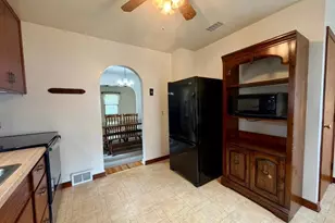 401 S 7th St, Olivia, MN 56277 - Photo 3